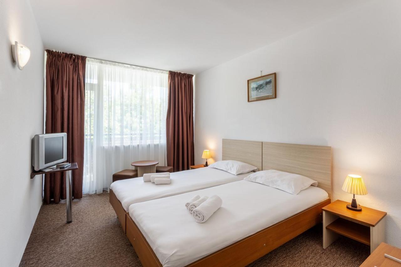 Hotel Neko Saturn Exteriör bild