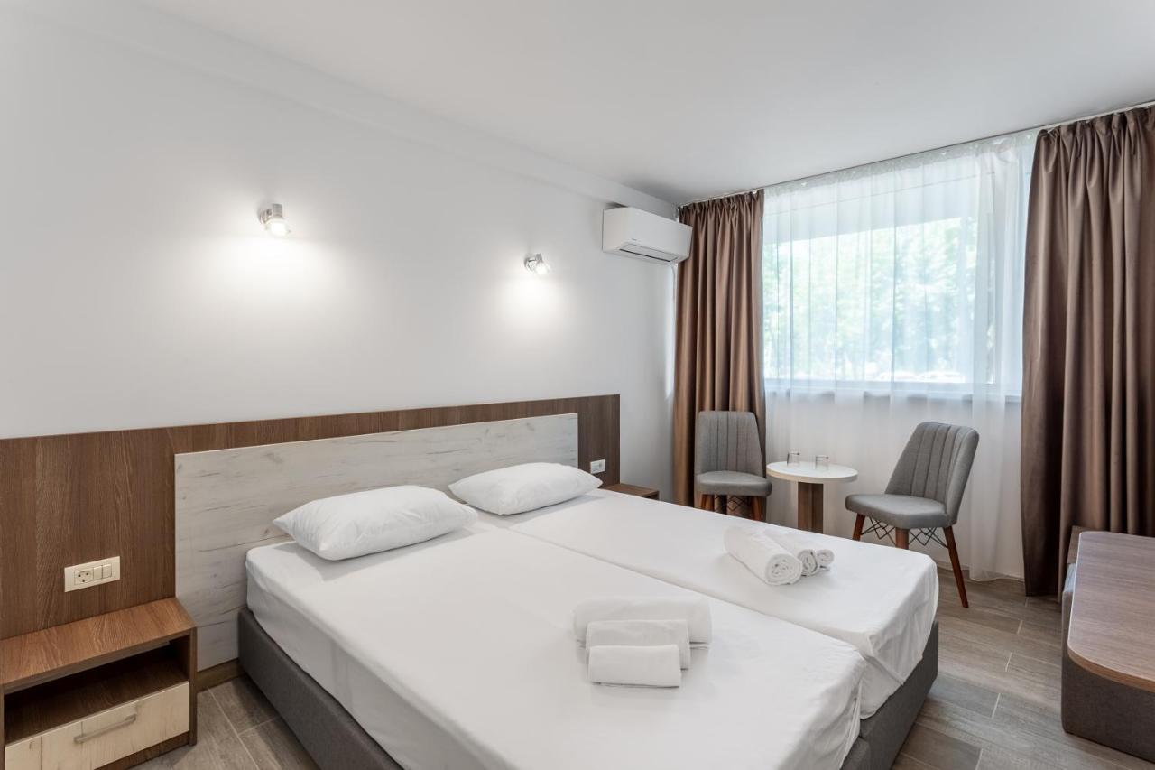 Hotel Neko Saturn Exteriör bild