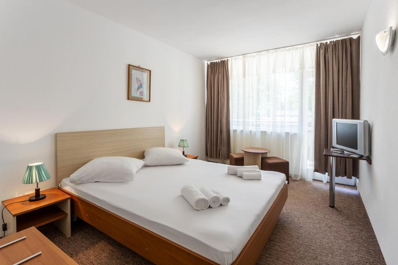 Hotel Neko Saturn Exteriör bild